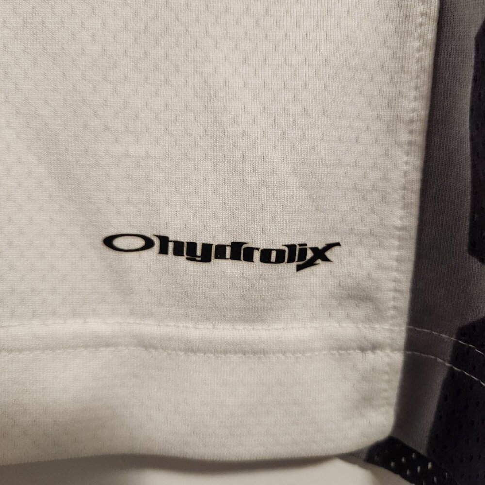 Men's Oakley Hydrolix Lightweight Polo Shirt - Size M